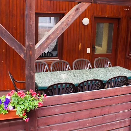 Gruppenhaus Bis 14 Personen Im Suedharz Casa de Férias