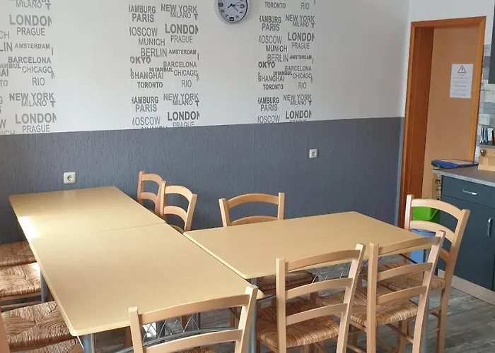 Gruppenhaus Bis 14 Personen Im Suedharz 度假居 巴特萨克萨