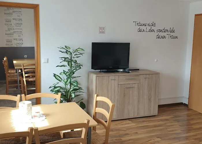 Gruppenhaus Bis 14 Personen Im Suedharz 度假居