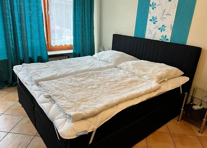 度假居 Gruppenhaus Bis 14 Personen Im Suedharz 巴特萨克萨